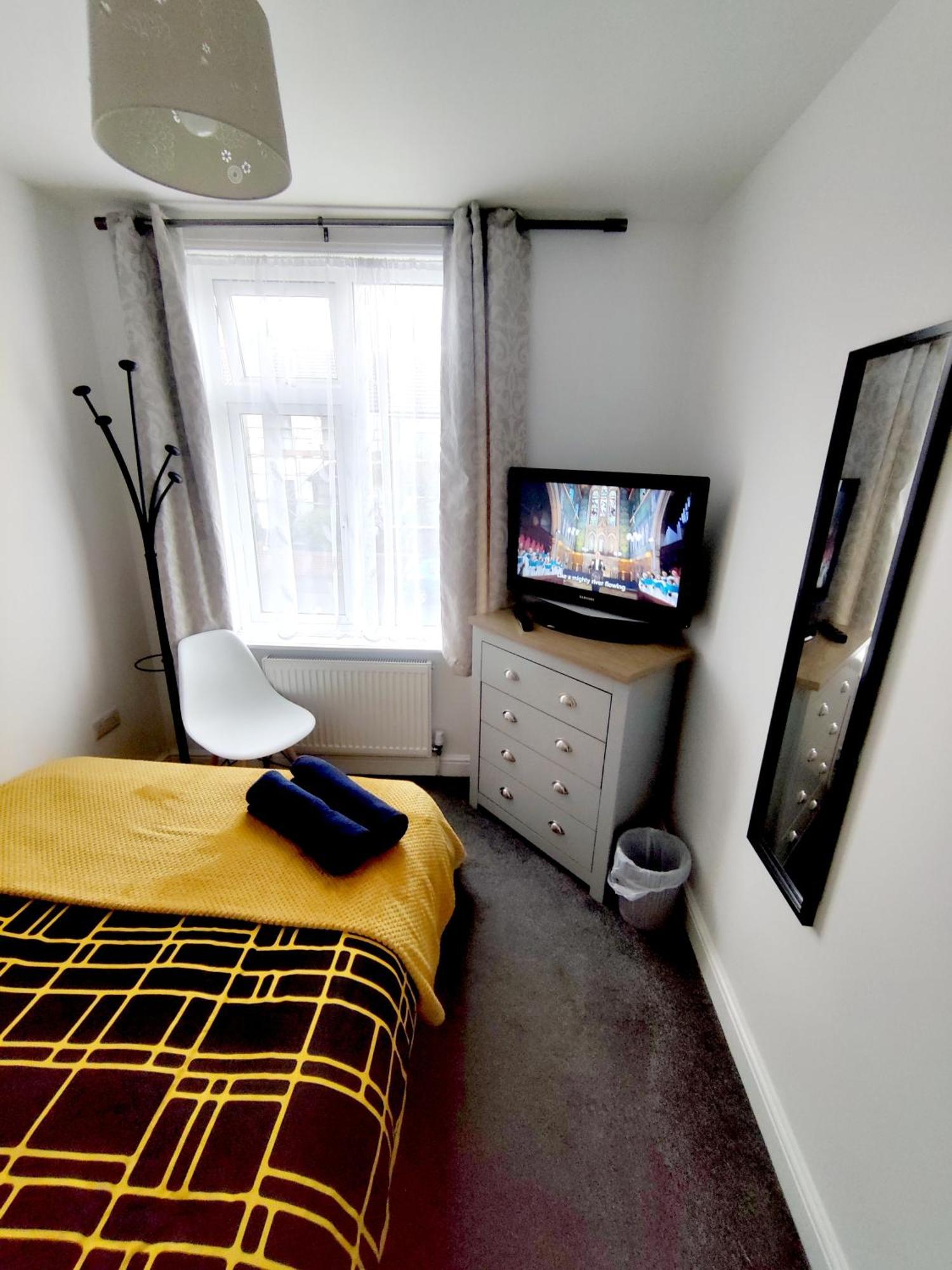 House Share With Few Ensuite Rooms Near Southmead Бристоль Экстерьер фото