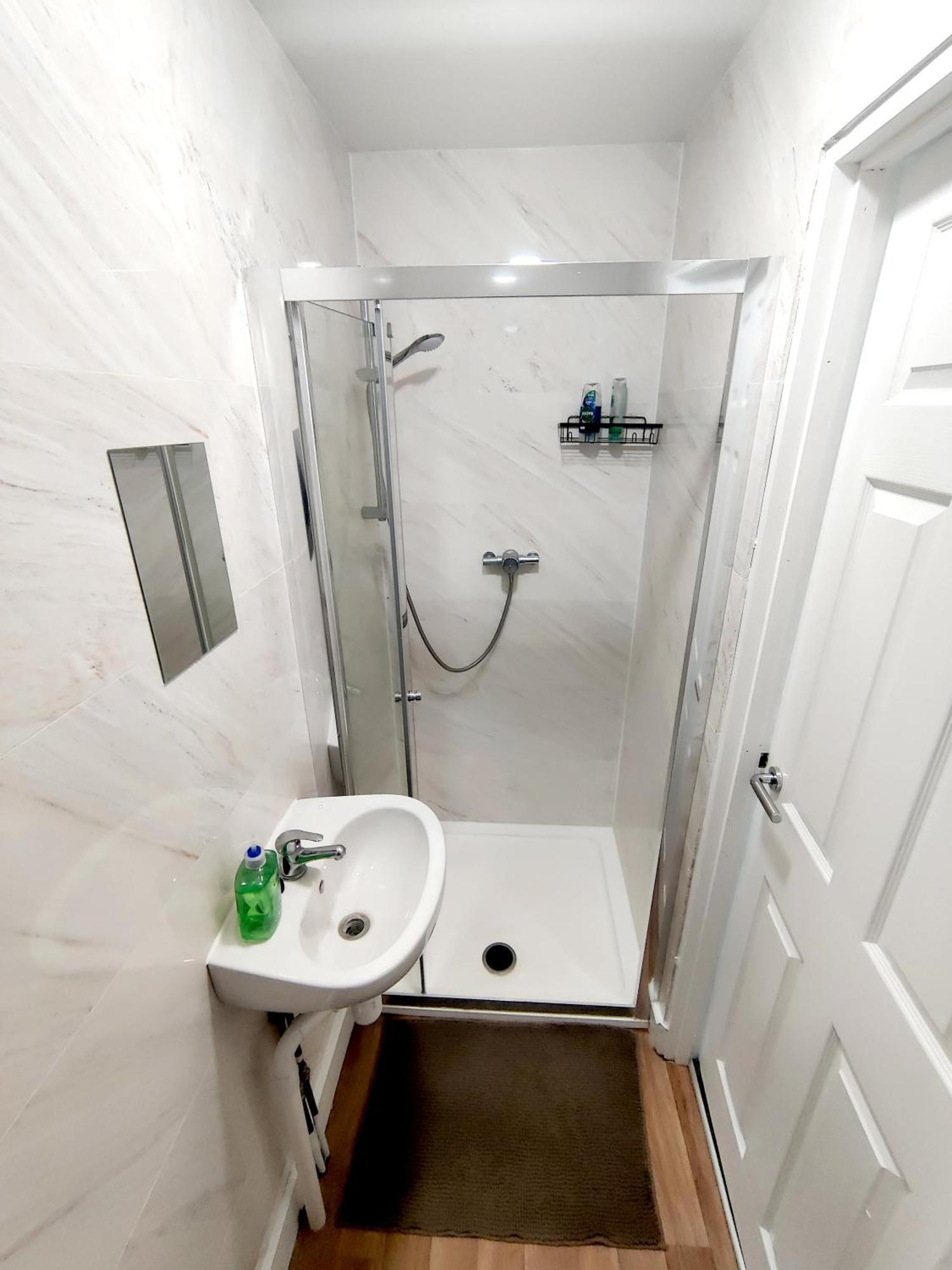 House Share With Few Ensuite Rooms Near Southmead Бристоль Экстерьер фото